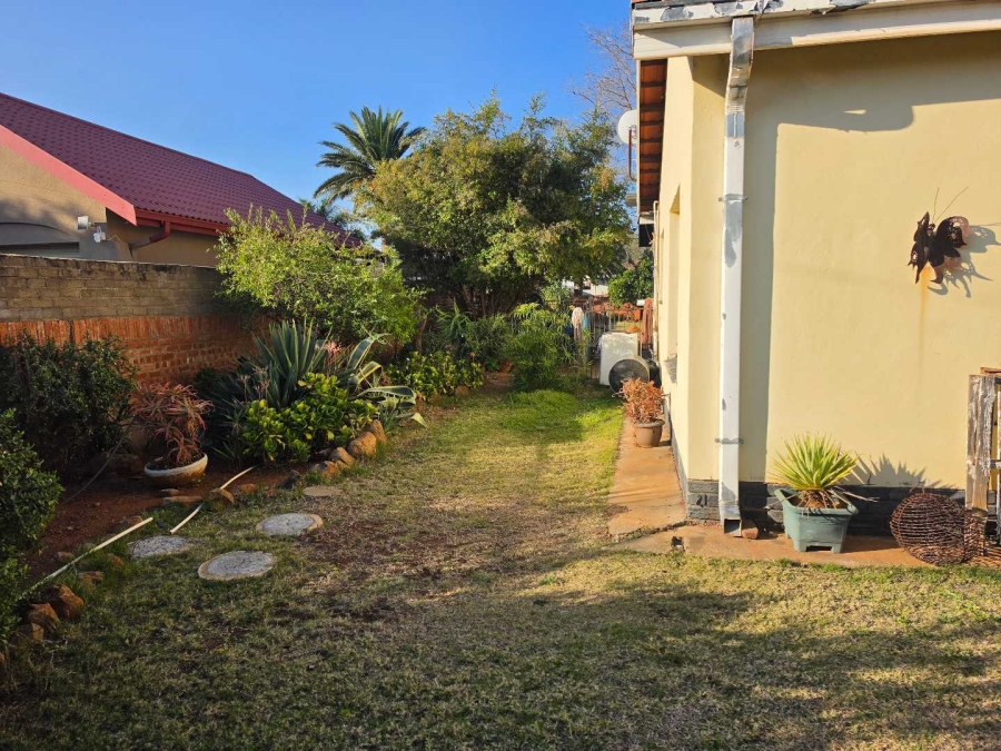 4 Bedroom Property for Sale in Hillcrest Northern Cape